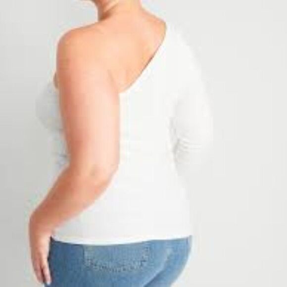 New White One-Shoulder Rib-Knit Top - Picture 3 of 8
